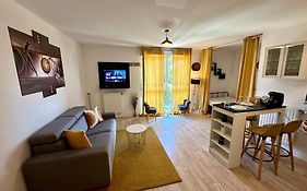 Résidence du Clos de l'Arche Torcy - Appartement de 34 m2, avec coin nuit, coin salon, coin cuisine, et parking privé souterrain - Idéal longs séjours