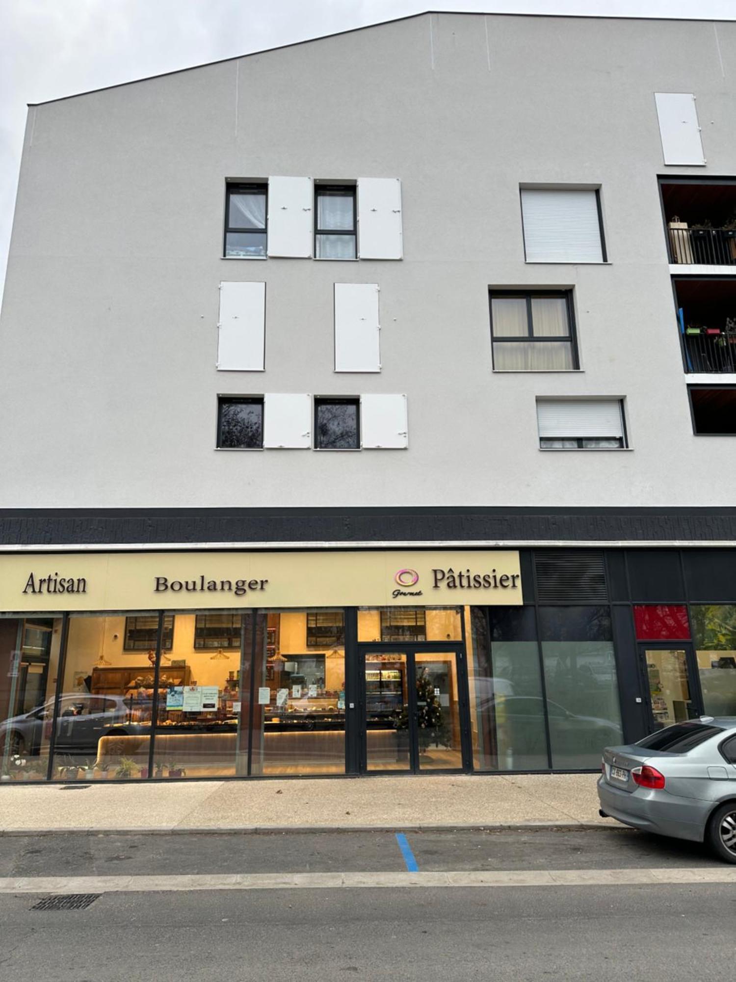 Résidence du Clos de l'Arche Torcy - Appartement de 34 m2, avec coin nuit, coin salon, coin cuisine, et parking privé souterrain - Idéal longs séjours Exterior foto